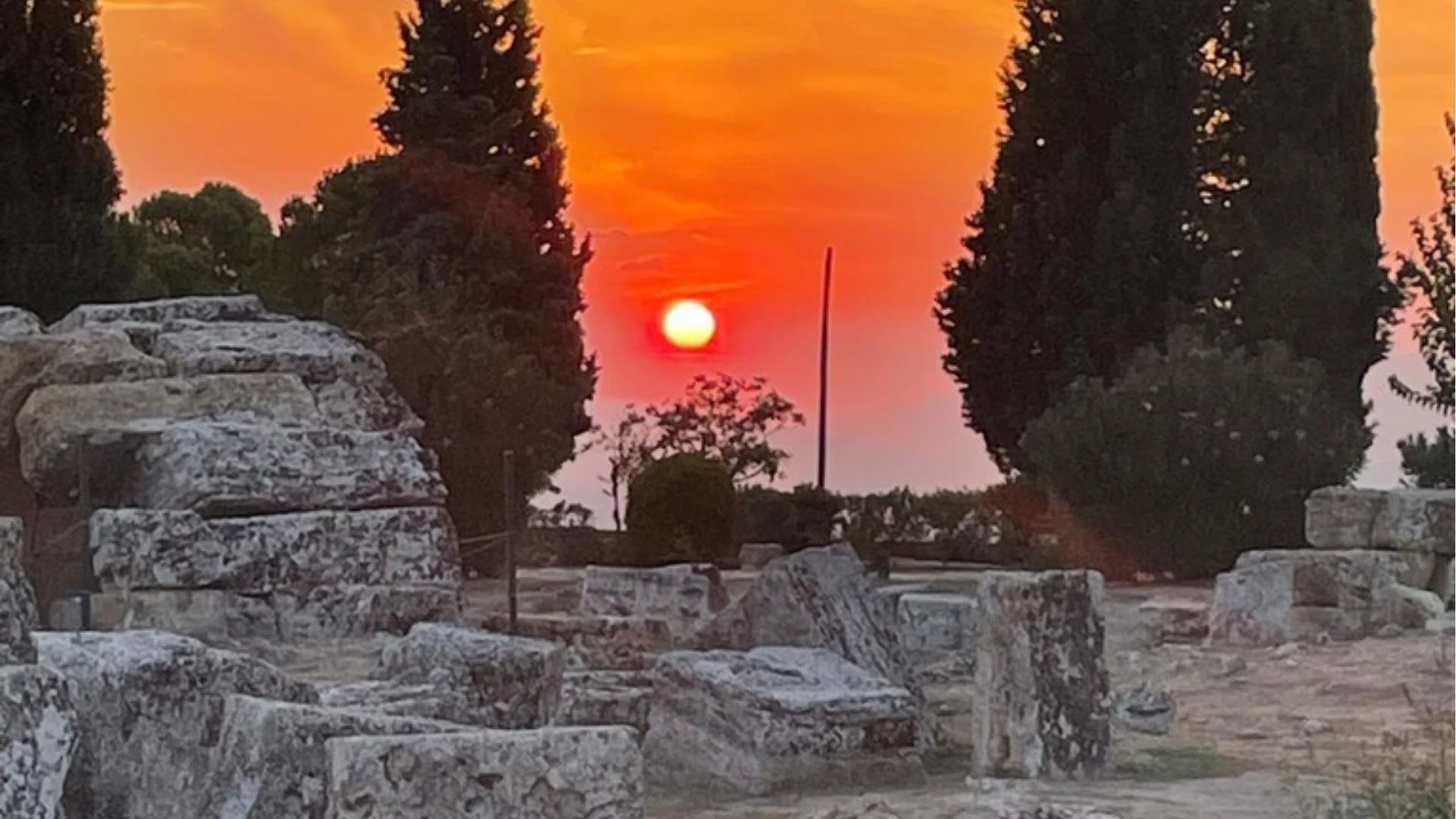 Atardecer entre las ruinas de Hierápolis
