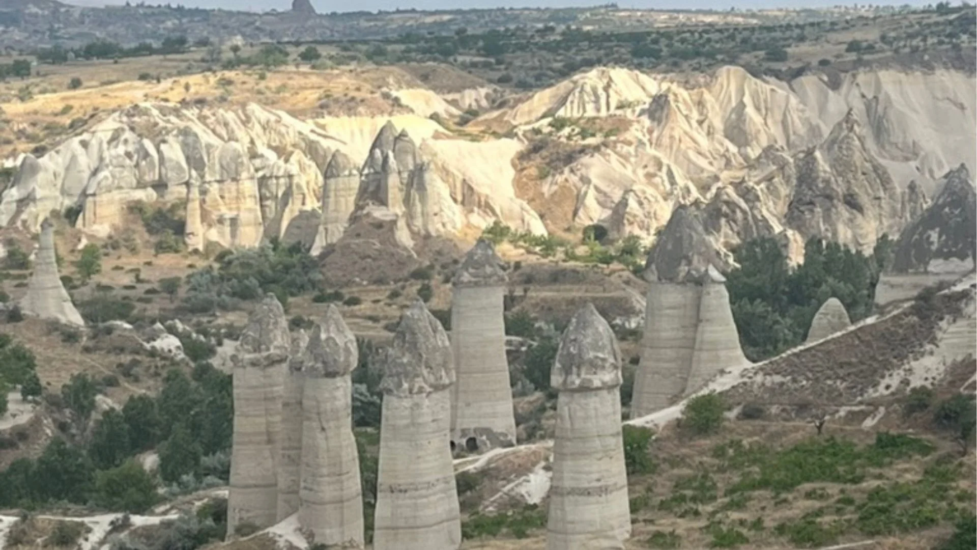 Formaciones de roca del Valle del Amor en Capadocia